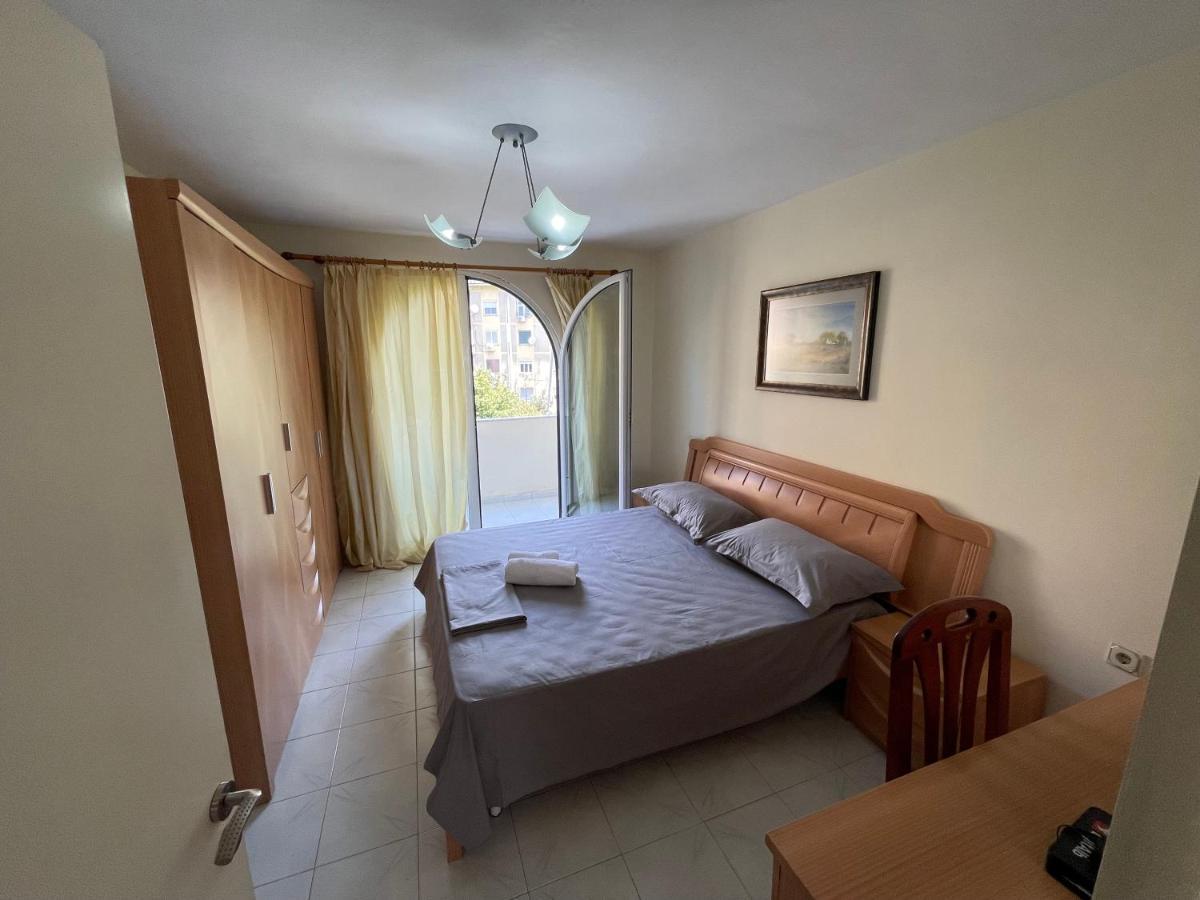 Tirana Flora Center Apartment Exterior photo