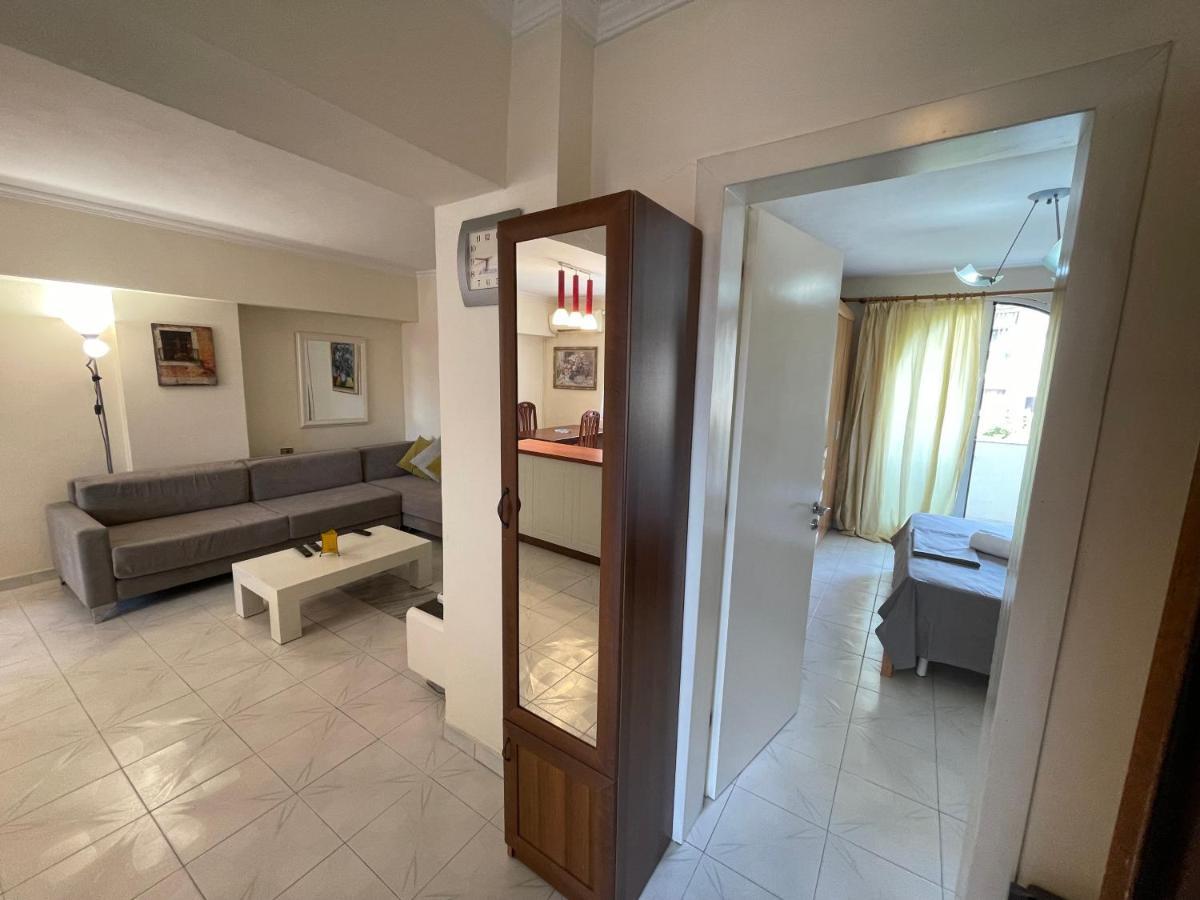 Tirana Flora Center Apartment Exterior photo