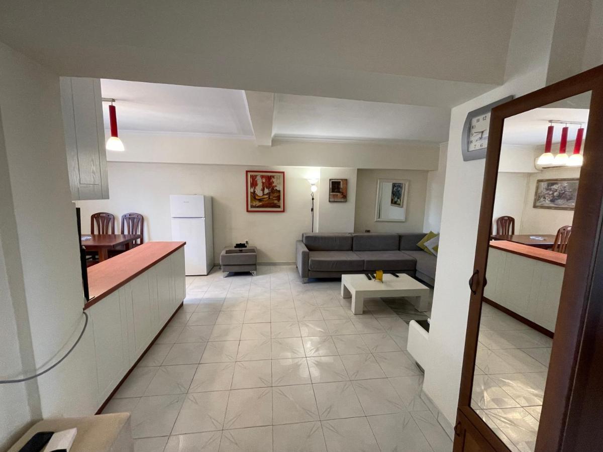 Tirana Flora Center Apartment Exterior photo